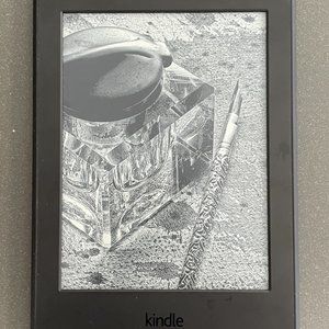 Kindle Paperwhite 3 - 7th Generation (8 GB)